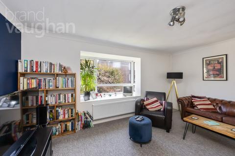 2 bedroom flat for sale, Cliveden Close, Brighton, East Sussex, BN1