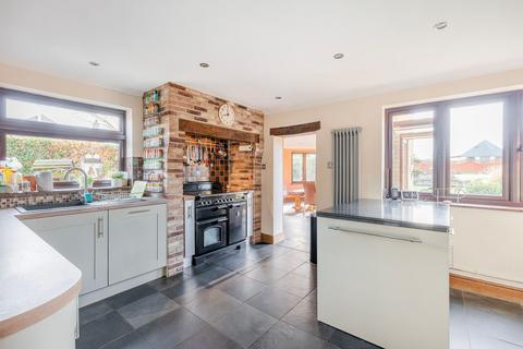 4 bedroom detached house for sale, Back Lane, Lound