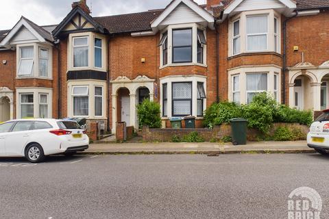 5 bedroom terraced house for sale