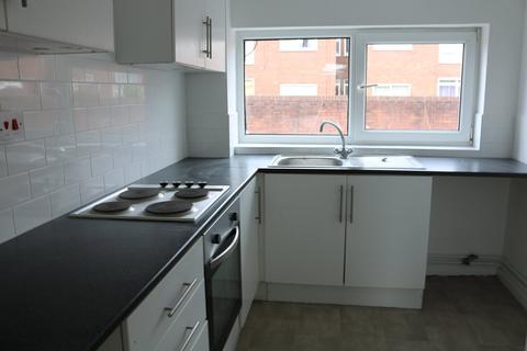 2 bedroom flat to rent, Mayfield Road, Worcester WR3