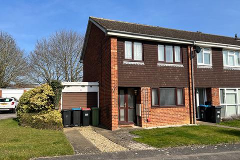 3 bedroom end of terrace house for sale, Coleridge Close, Newport Pagnell