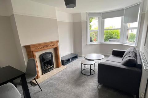 3 bedroom house to rent, Cromwell Road, Bristol BS6