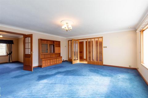 1 Castle Way, Glencarse, Perth, PH2 7NY