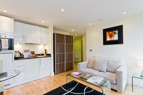 Studio to rent, Indescon Square, London E14