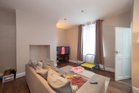 14 Albert Street, Thornton, Bradford, BD13 3ER