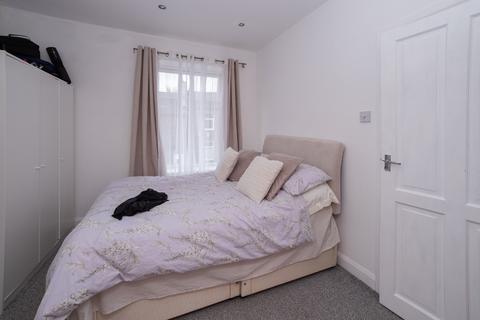 14 Albert Street, Thornton, Bradford, BD13 3ER