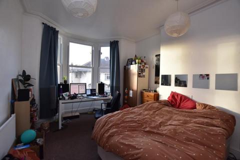 8 bedroom house to rent, Chapel Green Lane, Bristol BS6