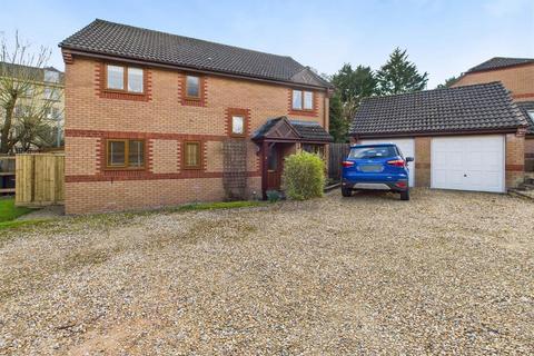 4 bedroom detached house for sale, Riverside, Calne SN11