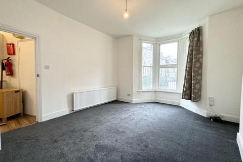 1 bedroom flat to rent, Crayford Road, Tufnell Park