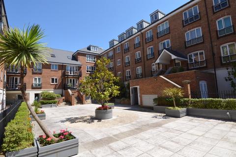 2 bedroom apartment to rent, Tanyard House, Brentford Lock, TW8