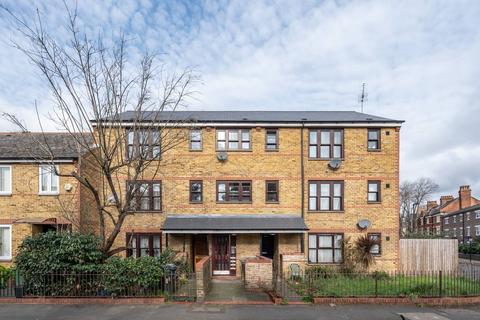 1 bedroom flat to rent, Myatt Road, Oval, London, SW9