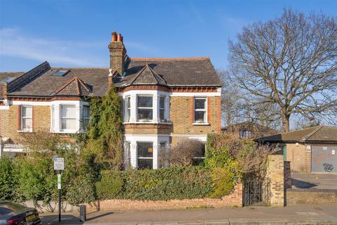 4 bedroom end of terrace house for sale, Slaithwaite Road, Lewisham, London, SE13