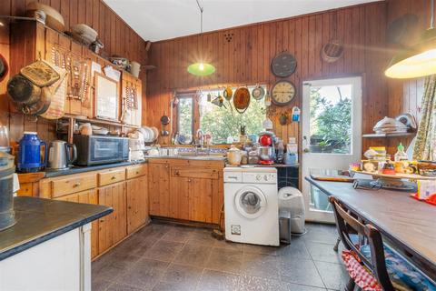 4 bedroom end of terrace house for sale, Slaithwaite Road, Lewisham, London, SE13