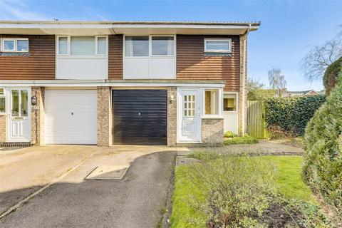 3 bedroom end of terrace house for sale, Dale Close, West Bridgford NG2