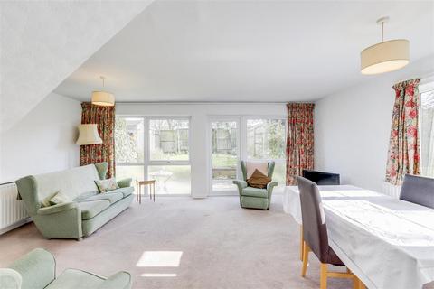 3 bedroom end of terrace house for sale, Dale Close, West Bridgford NG2