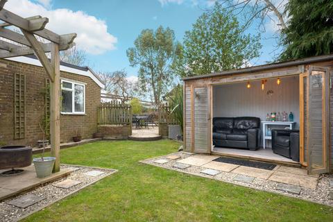 2, Oak Cottages Brighton Road, Monks Gate, Horsham, RH13 6JD