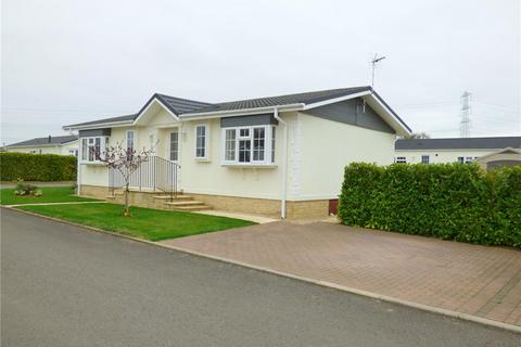 2 bedroom detached house for sale, Cheltenham Road, Ashton-under-Hill, Evesham