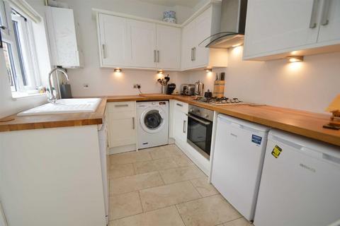 2 bedroom terraced house to rent, Lorne Terrace, Greyfriars Road, Shrewsbury