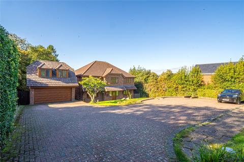 4 bedroom detached house for sale, Nettlestone, Seaview