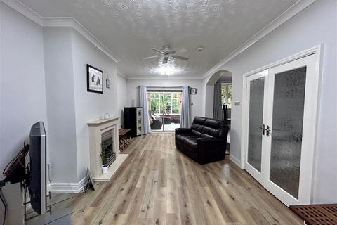 9 The Spinney, Cuddington, Northwich, CW8 2UH