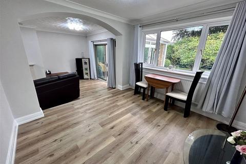 9 The Spinney, Cuddington, Northwich, CW8 2UH