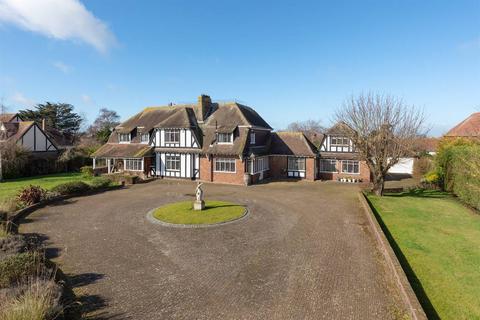 8 bedroom detached house for sale, Ridgeway Road, Herne Bay