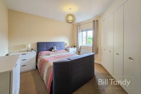 3 bedroom semi-detached house for sale, Blackberry Avenue, Lichfield, WS14