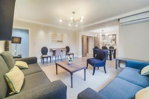 3 bedroom apartment to rent, St Johns Wood Park, London, NW8