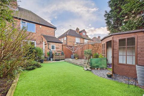 3 bedroom semi-detached house for sale, Salcombe Crescent, Ruddington, Nottingham