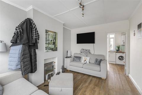 51 Faringdon Avenue, Bromley, BR2 8BP