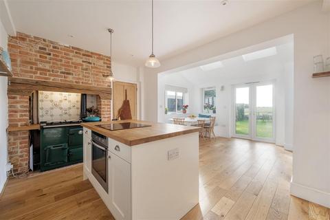 3 bedroom semi-detached house for sale, Ashford TN26