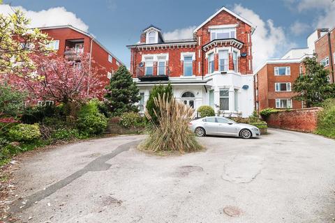 2 bedroom apartment to rent, Albert Road, Southport PR9