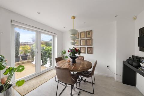 5 Milburn Drive, West Drayton, UB7 8QQ