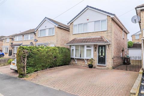 3 bedroom detached house for sale, Teall Court, Ossett WF5