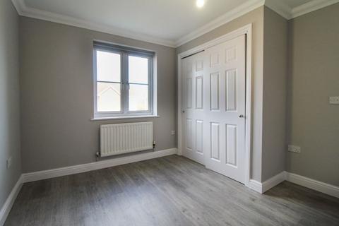 2 bedroom flat to rent, Longcroft Lane, Marston Moretaine, Bedford