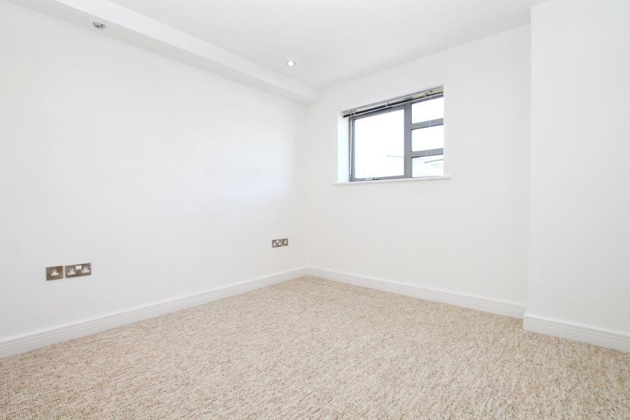 Apartment in Bristol, Pigsty Hill, Ashley Down - View 5