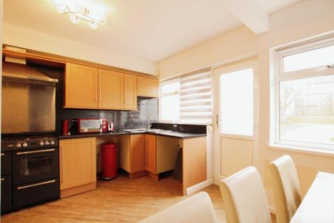 4 bedroom terraced house to rent, Mackie Road, Bristol BS34