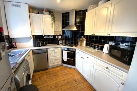 1 Crocus Drive, Royton, Oldham, OL2 6QP