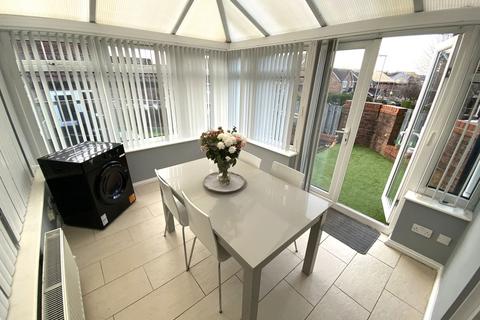 1 Crocus Drive, Royton, Oldham, OL2 6QP