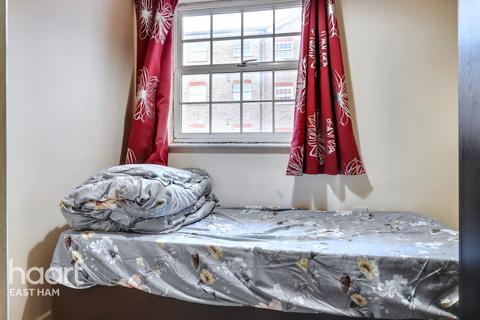 2 bedroom apartment for sale, Queensberry Place, London