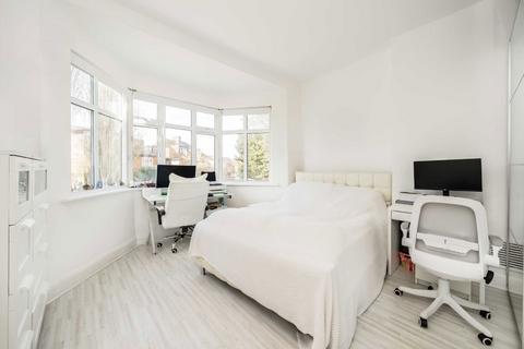 2 bedroom flat for sale, Finchley Road, London NW3