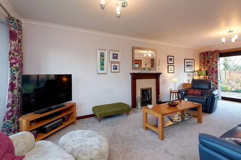 25 Eskfield Grove, Dalkeith, EH22 3FA
