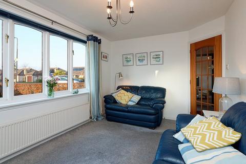 25 Eskfield Grove, Dalkeith, EH22 3FA
