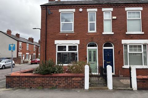 2 bedroom end of terrace house for sale, Neville Street, Hazel Grove