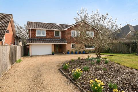 4 bedroom house for sale, Botley Road, Southampton SO31