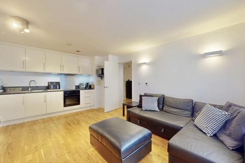 1 bedroom apartment for sale, Sudbury Heights Avenue, Greenford, UB6