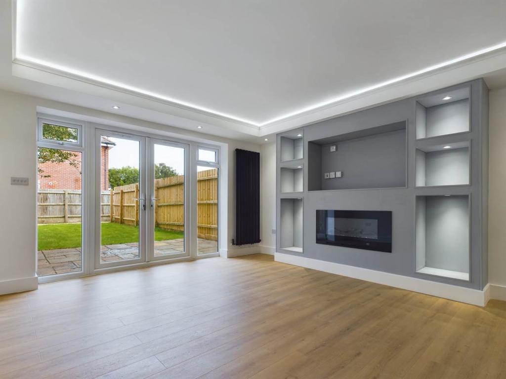 Living area (2)