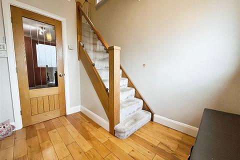 21 Grasmere Road, Bradford, BD2 4HU