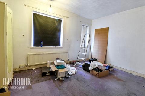 33 Deerlands Mount, Sheffield, S5 9QB