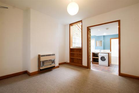 3 bedroom terraced house to rent, Cavendish Road, Cambridge CB1